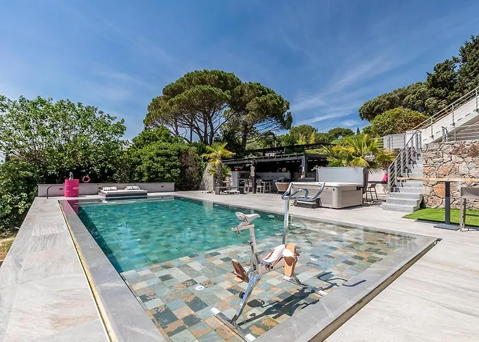 Villa St Clair 2 Piscines Sète